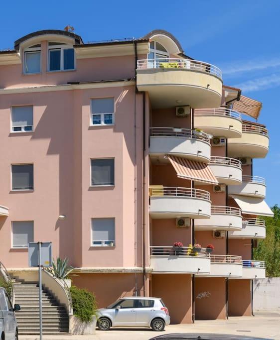 Apartment Sunce Pula Exterior photo